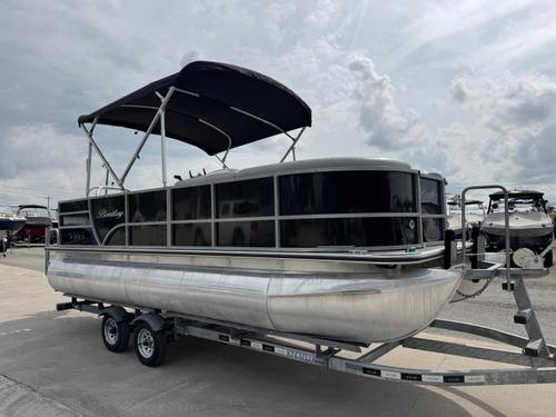 2019 Bentley 200 Cruise