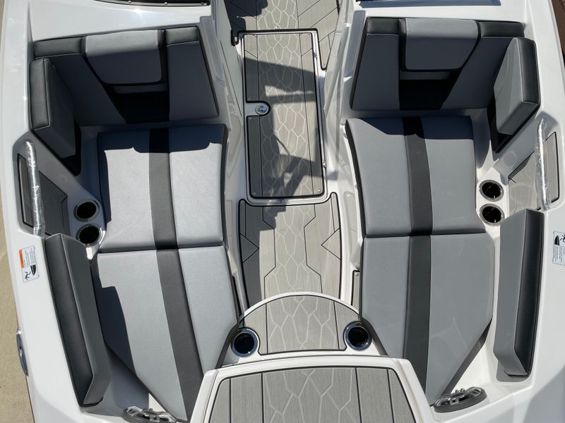 Boat Image 39