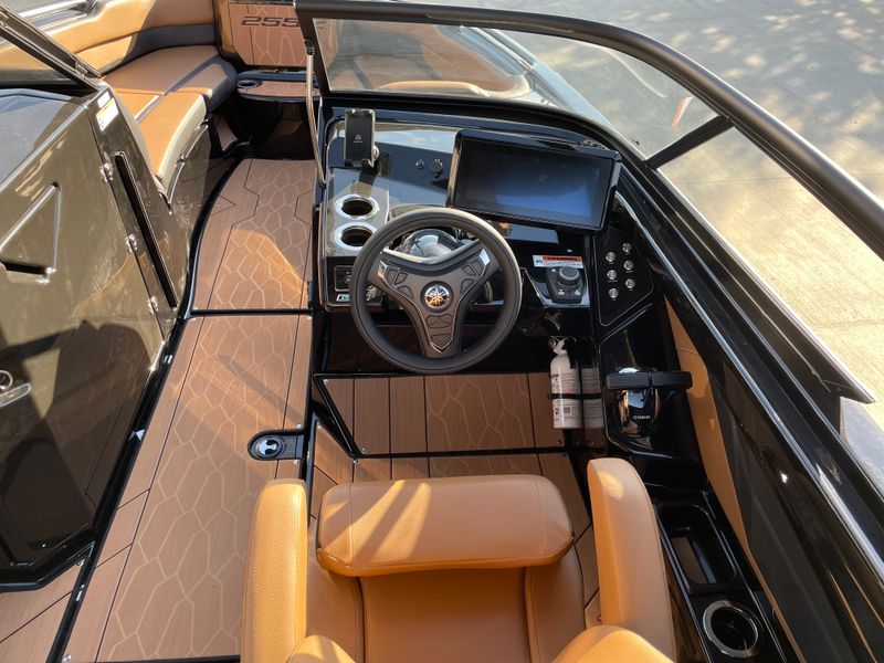 Boat Image 24