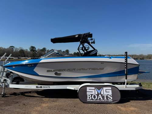 2015 Nautique G21