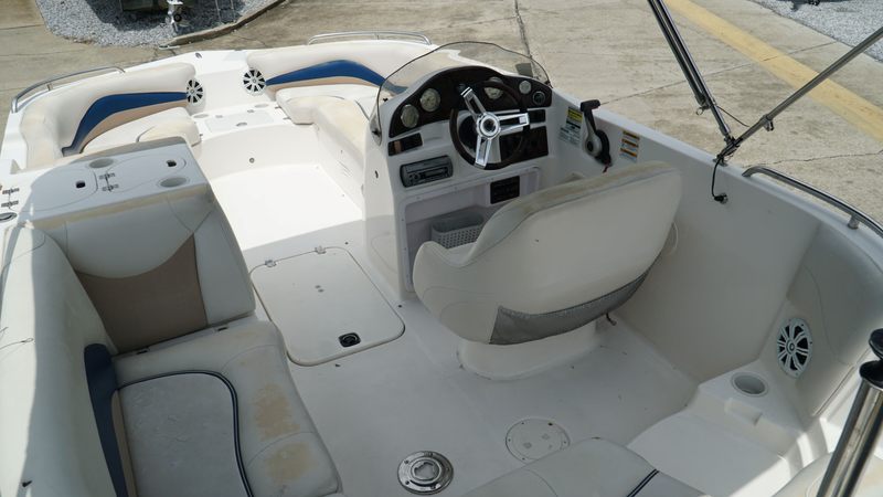 Boat Image 10