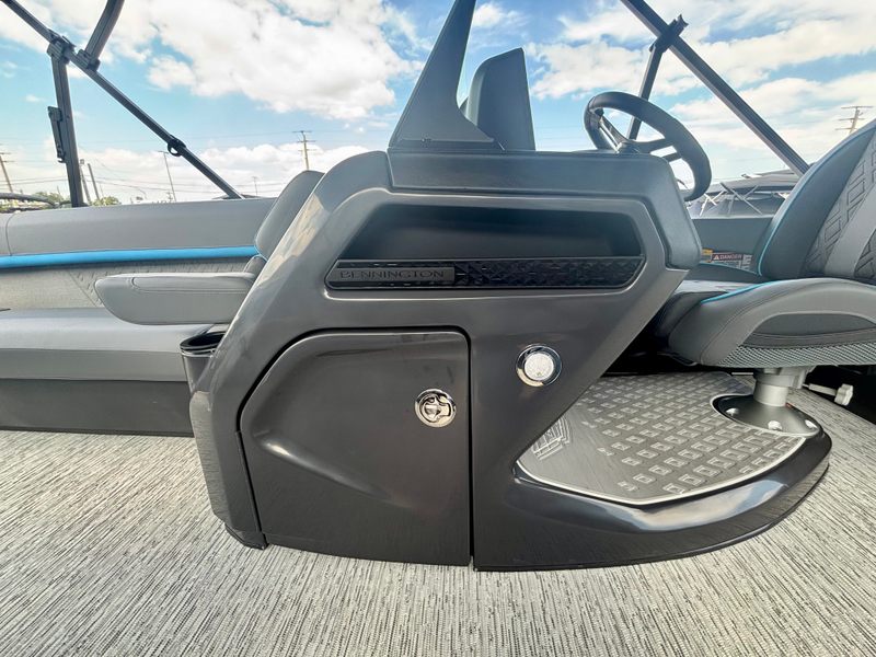 Boat Image 16