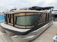 2025 Godfrey MC 235 DFL