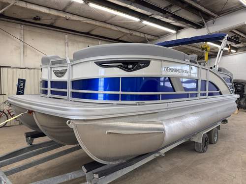 2026 Bennington 22 MFB SPS