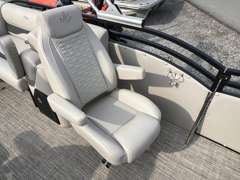 Boat Image 26