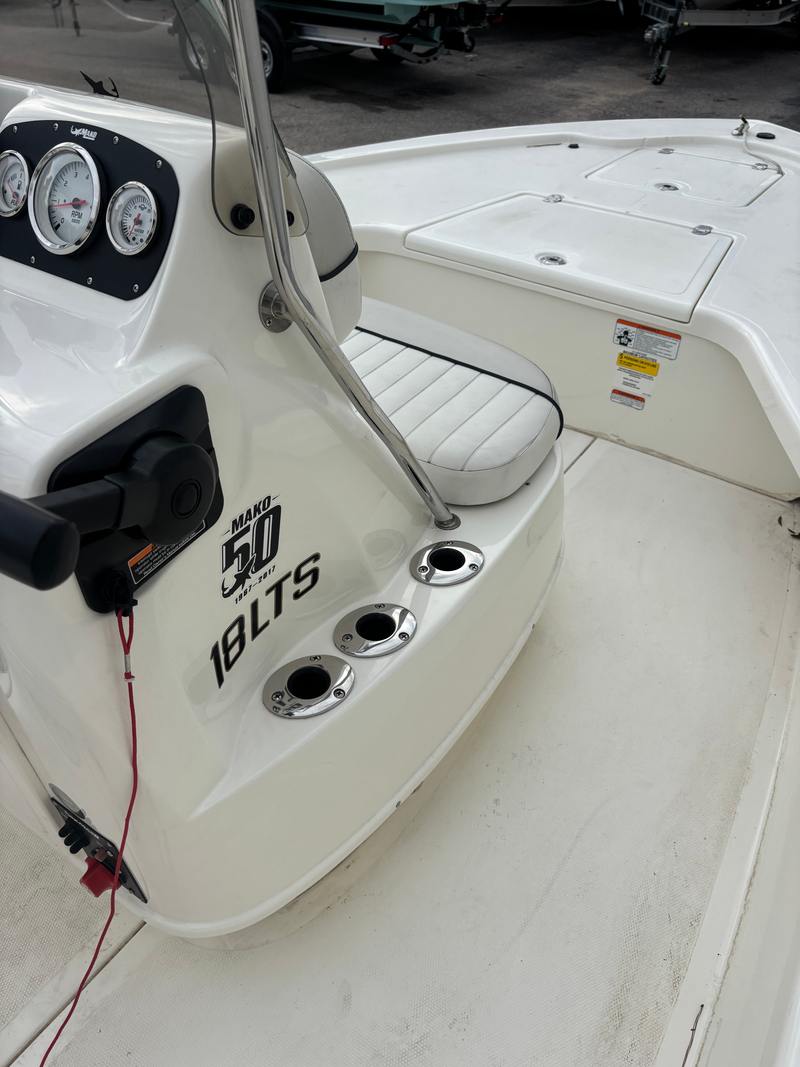 Boat Image 21