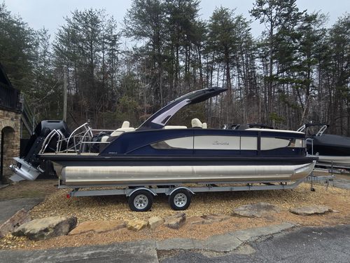 2024 Barletta Lusso L25MA