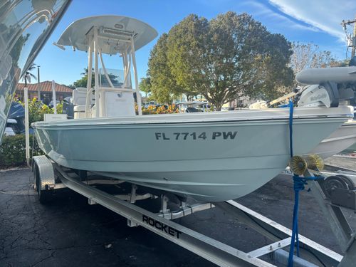 2015 Pathfinder 2400 TRS