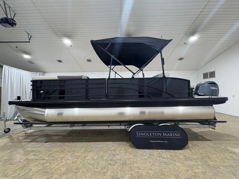 2025 Bennington 22 SSB SPS