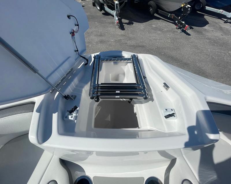 Boat Image 25