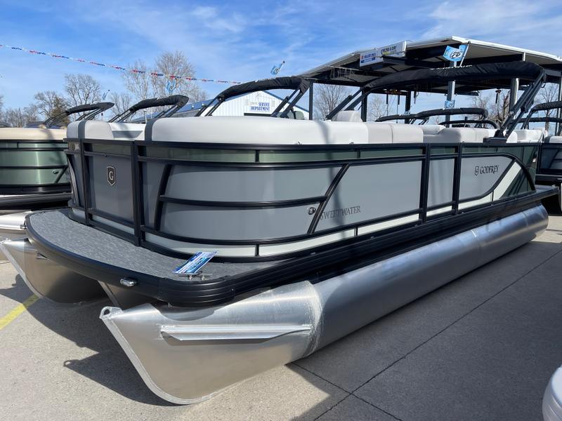 2025 Godfrey SW 2086 C