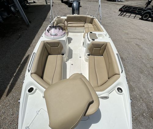 Boat Image 9